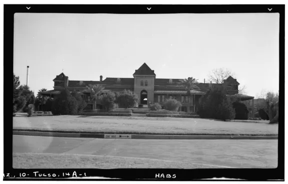 old main 1938